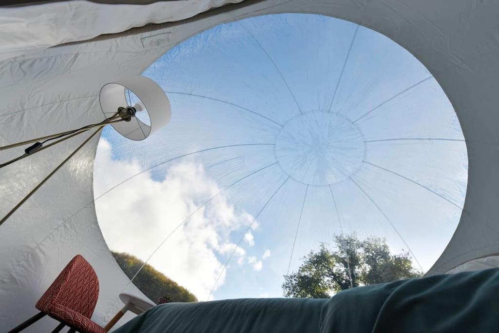 Bulle Hirondelle Quarré-les-Tombes Exterior foto